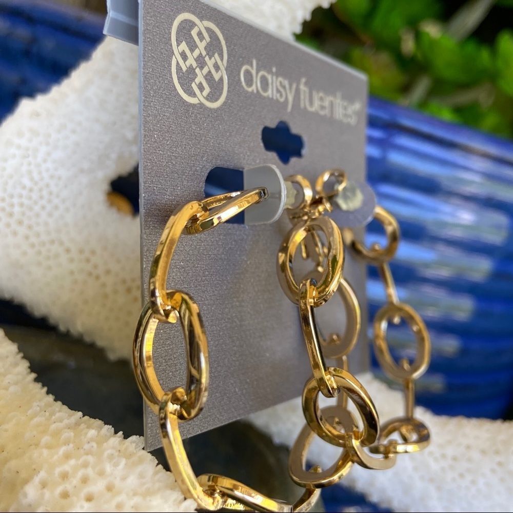 Daisy Fuentes Fashion Earrings